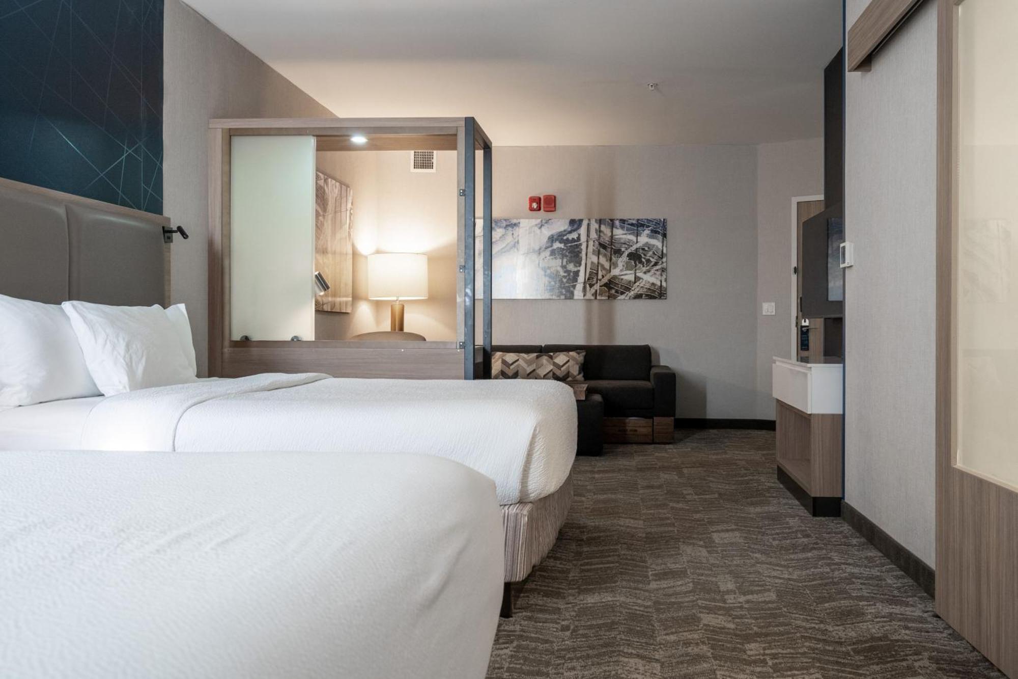 Springhill Suites By Marriott Woodbridge Exterior foto